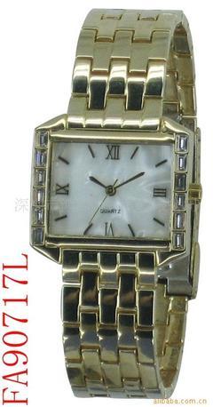 深圳市鴻源達(dá)表業(yè) 專(zhuān)業(yè)設(shè)計(jì)生產(chǎn)銷(xiāo)售石英手表